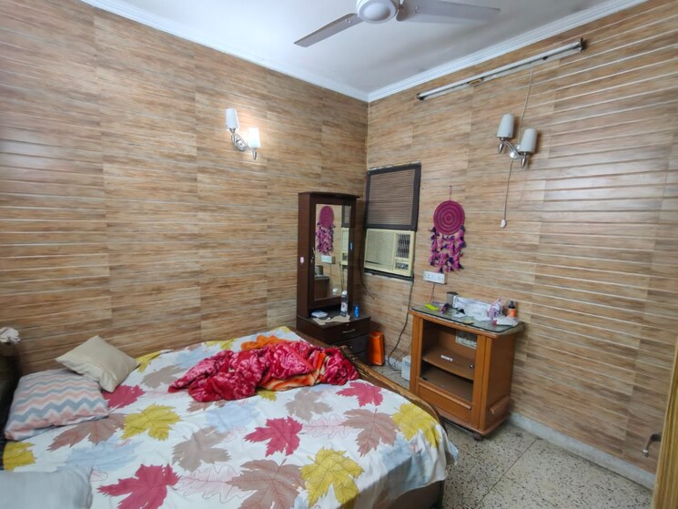 Bedroom, malviya nagar 2 Bedroom 1000 Sq.Ft. Builder Floor In Malviya Nagar Delhi 8829528