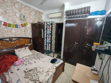 Bedroom in 2 BHK Builder Floor at Malviya Nagar – for Rent
