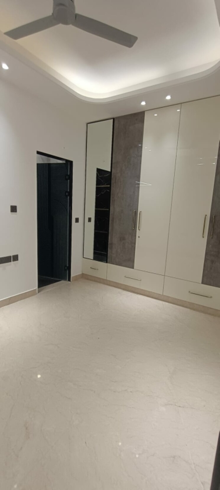 Room, lajpat nagar 4 2 Bedroom 900 Sq.Ft. Builder Floor In Lajpat Nagar 4 Delhi 8829552