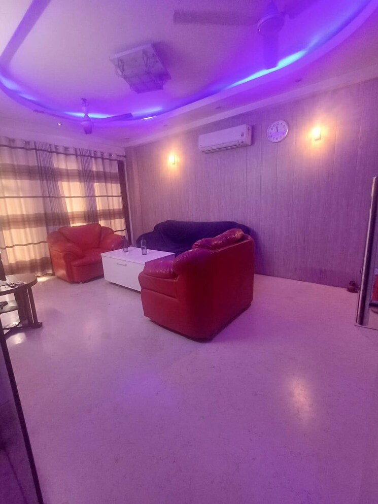 Living Room, nehru enclave 1 Bedroom 1250 Sq.Ft. Builder Floor In Nehru Enclave Delhi 8829653