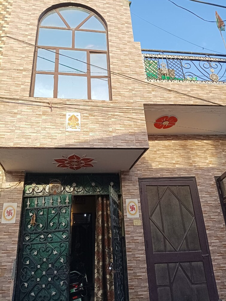 Cover Image, rajiv colony 3 Bedroom 50 Sq.Yd. Independent House In Rajiv Colony Faridabad 8829604