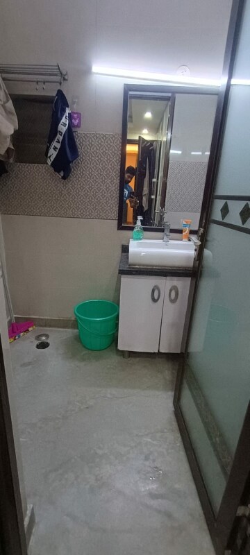 Bathroom in 2 BHK Builder Floor at Lajpat Nagar 4 – for Sale
