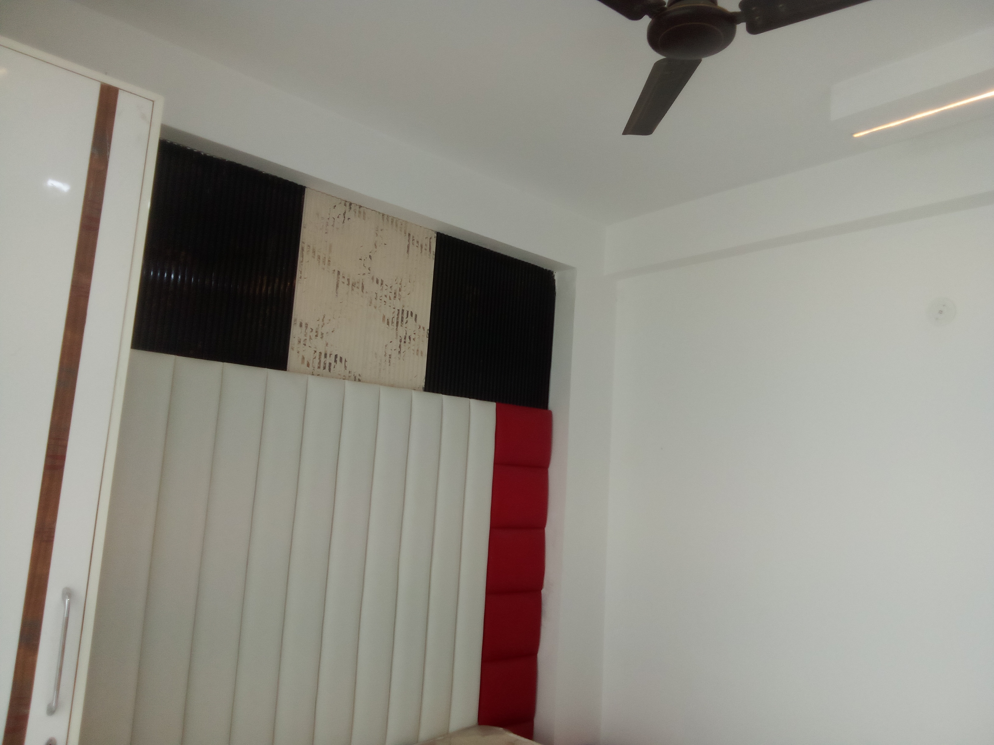 2 BHK + Pooja Room,Servant Room,Study Room,Extra Room Builder Floor For Sale in N G Realtors 