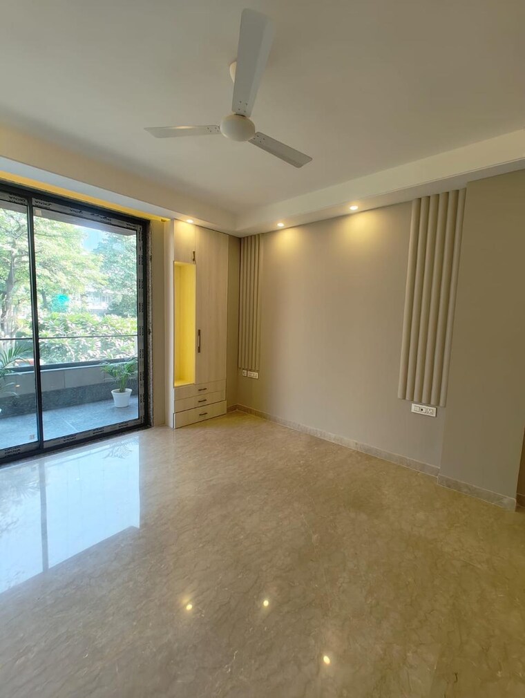 Room, malibu-shopping-arcade 4 Bedroom 535 Sq.Yd. Builder Floor In Sector 47 Gurgaon 8829686