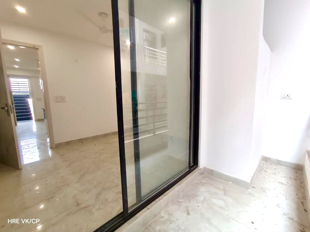 1 BHK + Extra Room Builder Floor For Rent in Mehrauli 