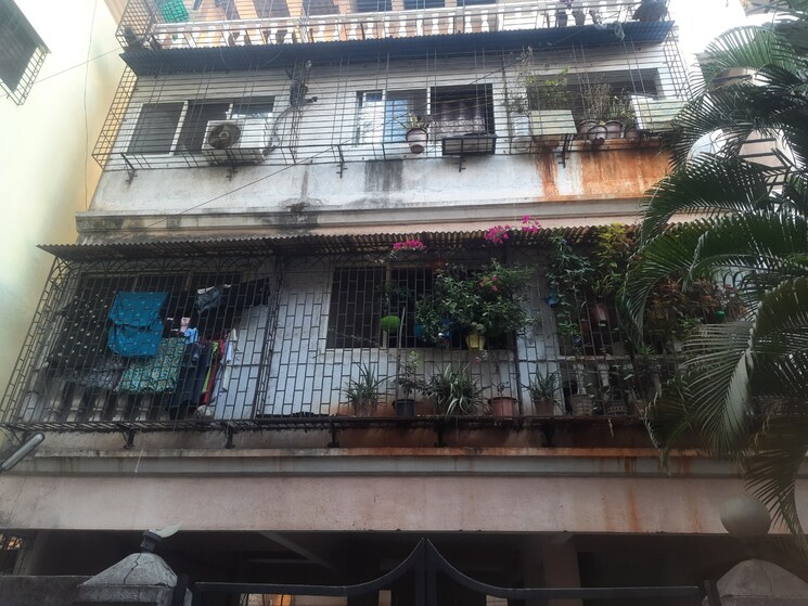 Entrance, kopar khairane Pg For Girls In Kopar Khairane 8829687