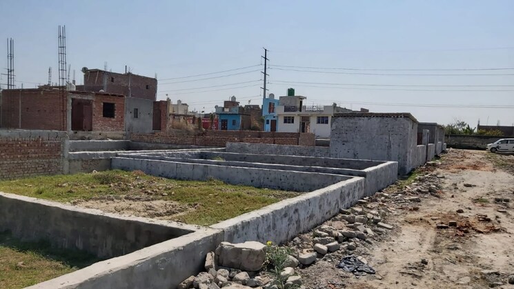 undefined, sector 167  200 Sq.Yd. Plot In Sector 167 Noida 8829690