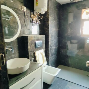 Bathroom in 3 BHK Apartment at Ashiana Greens – for Rent