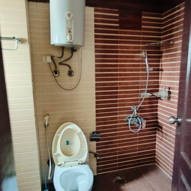 Bathroom, ashiana greens 3 Bedroom 1650 Sq.Ft. Apartment In Ashiana Greens Ghaziabad 8829730