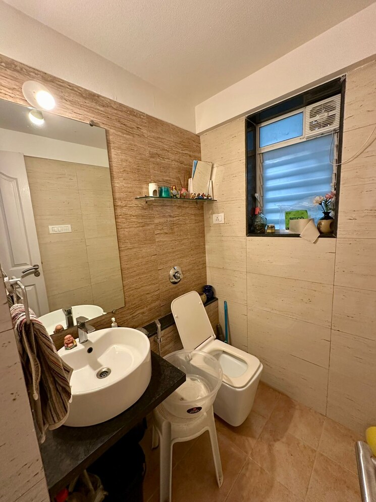Bathroom, aspen-park 1 Bedroom 630 Sq.Ft. Apartment In Goregaon East Mumbai 8829734