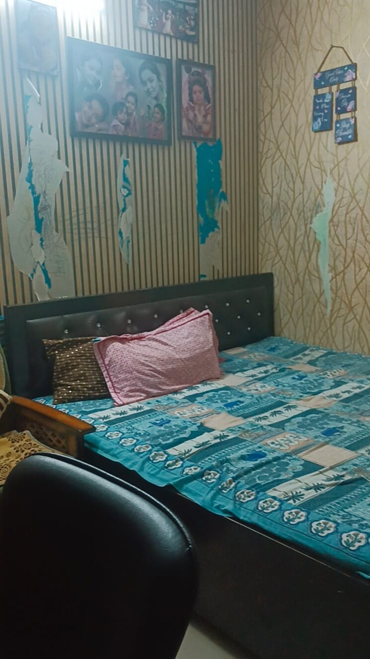 Bedroom, wave-prime-floors 2.5 Bedroom 194 Sq.Yd. Builder Floor In Wave City Ghaziabad 8829843