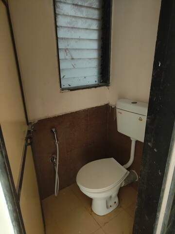 Attached Bathroom in 1 BHK Apartment at Goregaon West – for Rent