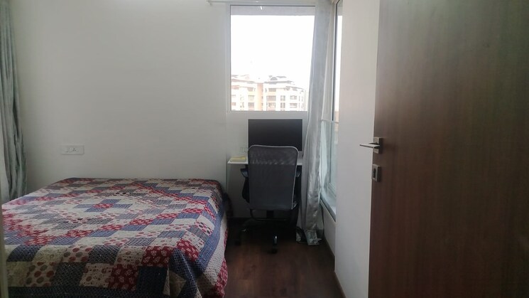 Bedroom, courtyard-by-narang-realty-and-the-wadhwa-group 2 Bedroom 542 Sq.Ft. Apartment In Pokhran Road No Two Thane 8829766