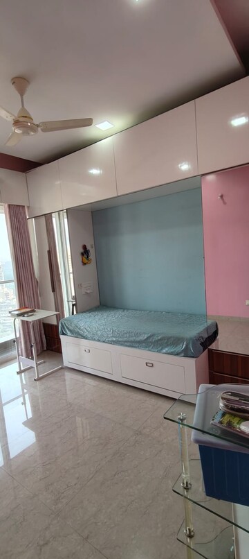 Bedroom in 2 BHK Apartment at JP Decks, Goregaon East – for Rent