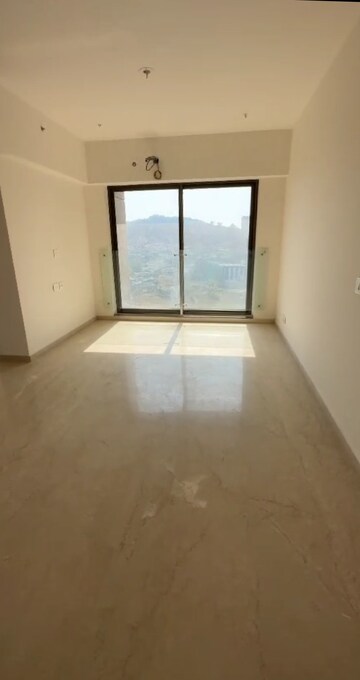 Room in 3 BHK Apartment at Kanakia Silicon Valley, Powai – for Sale