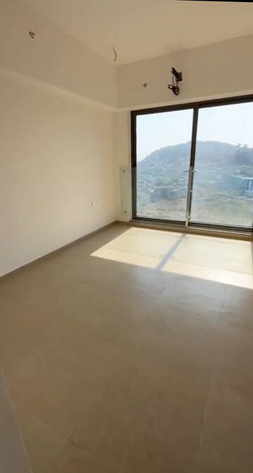 Room in 3 BHK Apartment at Kanakia Silicon Valley, Powai – for Sale