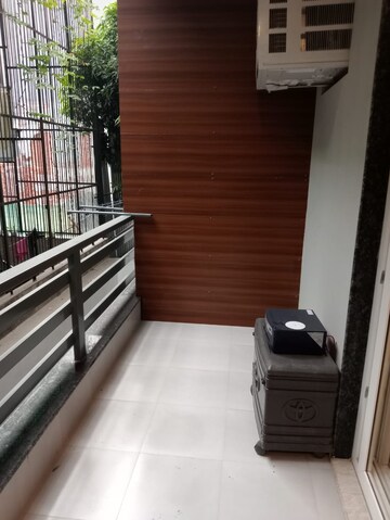 Balcony in 1 BHK Builder Floor at Sector 26a – for Rent