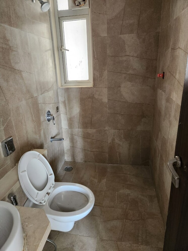 Bathroom, jp-decks 2 Bedroom 1120 Sq.Ft. Apartment In Goregaon East Mumbai 8829905