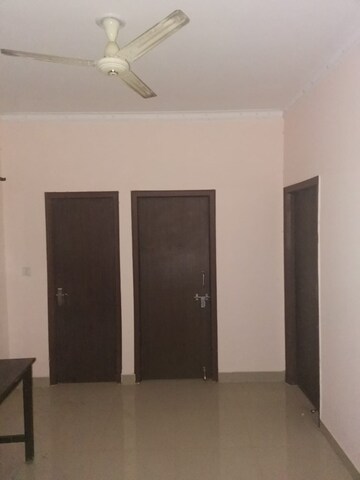 Room in 2 BHK Apartment at Ansal API Celebrity Garden Block J, Sushant Golf City – for Rent