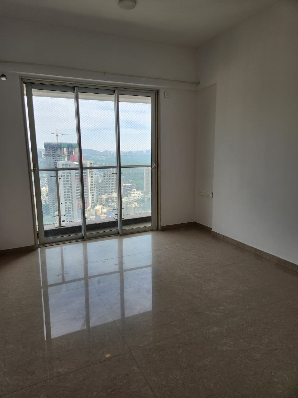 2 BHK Apartment For Rent in JP Decks