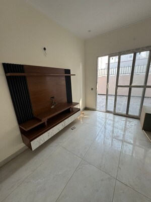 Room in 6+ BHK Villa at Aerocity – for Sale