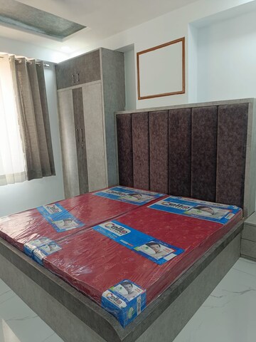 Bedroom in 2 BHK Builder Floor at Thakurpukur – for Sale