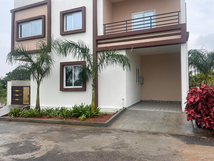 Nearby, hoskote road  1500 Sq.Ft. Plot In Hoskote Road Bangalore 8829955