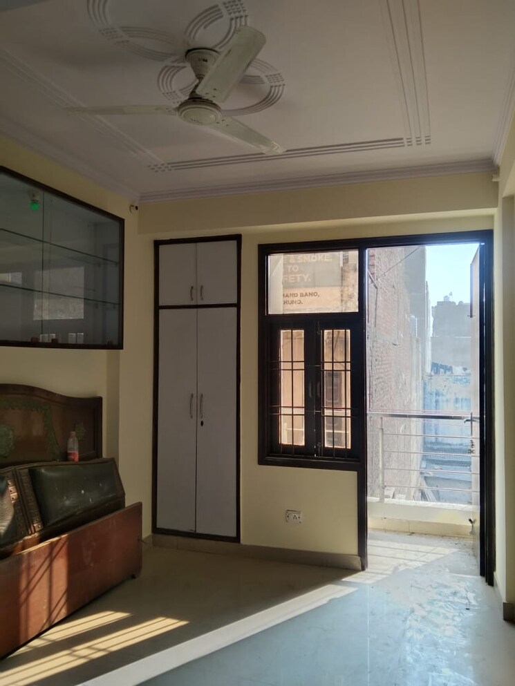 Room, thakurpukur 2 Bedroom 815 Sq.Ft. Builder Floor In Thakurpukur Kolkata 8829956