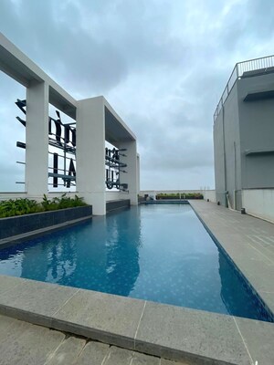 Swimming Pool in 3 BHK Apartment at Rustomjee Summit, Borivali East – for Sale