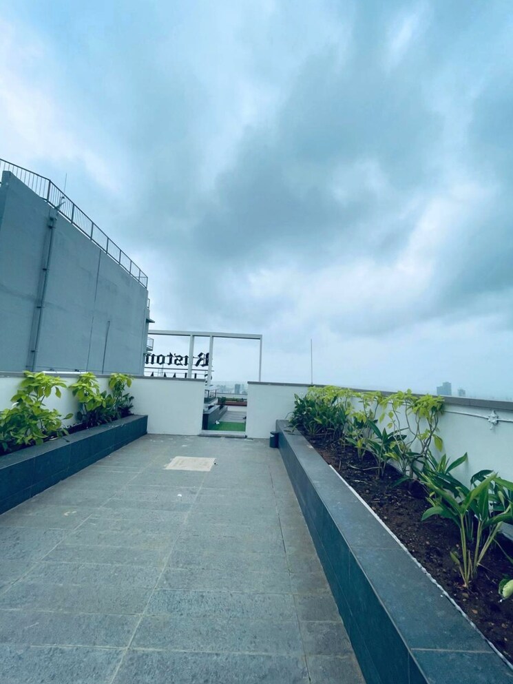 Exterior View, rustomjee-summit 3 Bedroom 1006 Sq.Ft. Apartment In Borivali East Mumbai 8829999