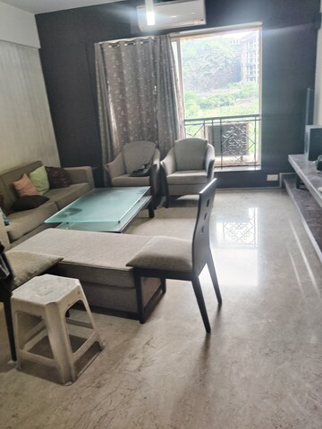 Team Area in 4 BHK Builder Floor at Powai – for Rent