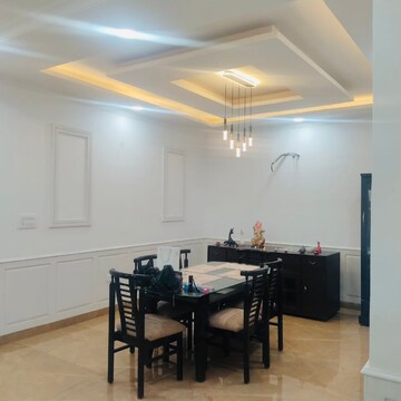 Gym in 4 BHK Builder Floor at Srishti Greenfield Homes, Sector 42 – for Rent