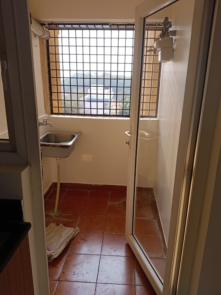 Bathroom, vajram-essenza 3 Bedroom 1652 Sq.Ft. Apartment In Yelahanka Bangalore 8830074