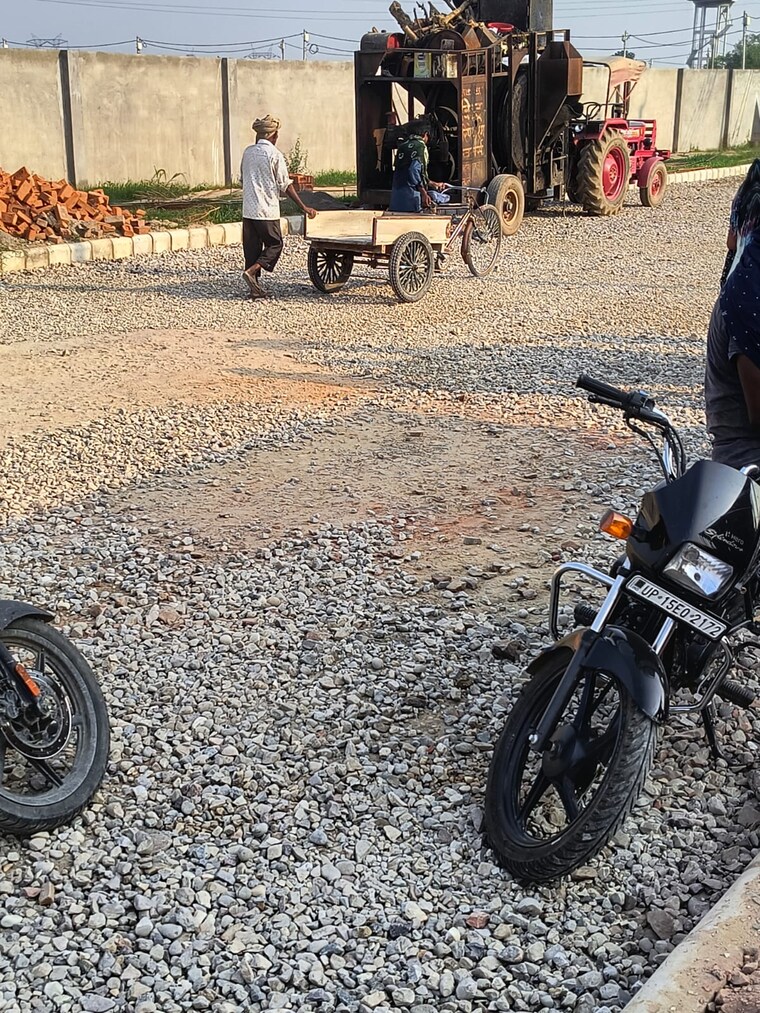 Exterior View, daurala  110 Sq.Yd. Plot In Daurala Meerut 8830185