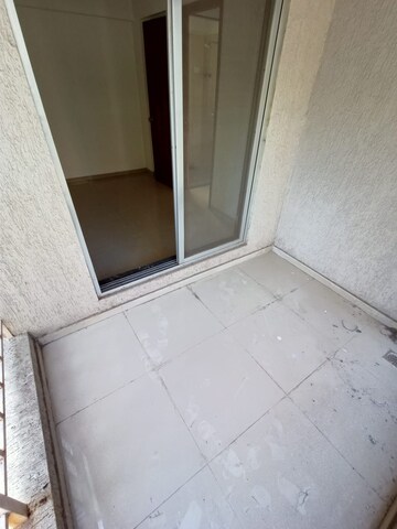Room in 1 BHK Apartment at Sector 8 Sanpada – for Rent