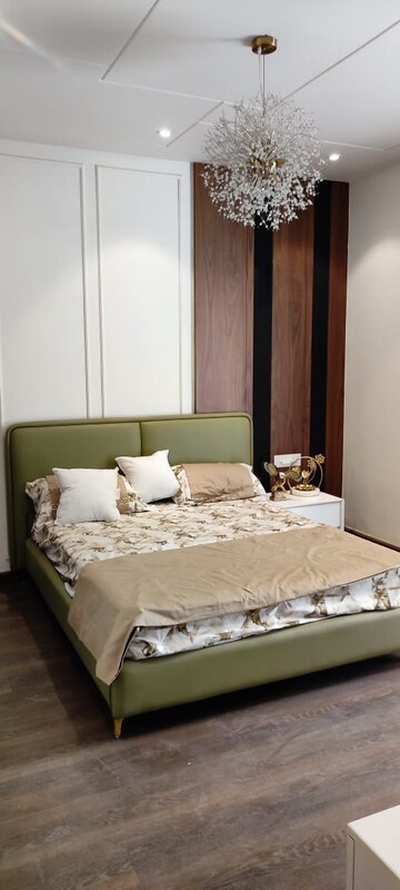 Bedroom in 5 BHK Apartment at RPS Auria, Sector 88 – for Sale