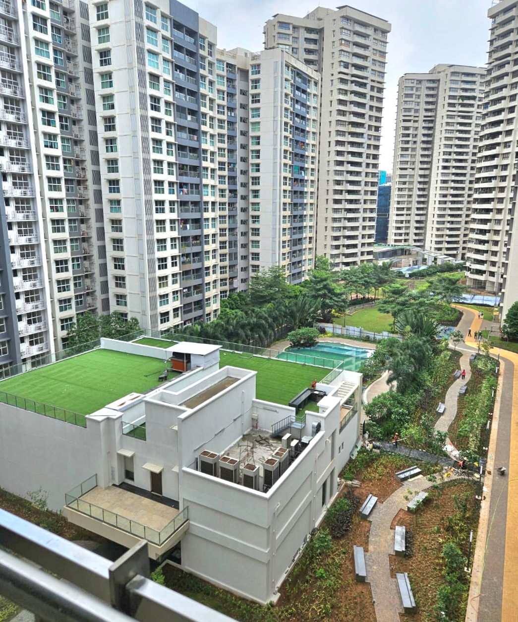3 BHK + Pooja Room Apartment For Sale in L&T Emerald Isle