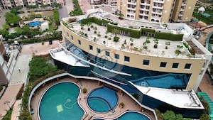 Master Bedroom in 3 BHK Apartment at Purvanchal Royal City, Chi V Greater Noida – for Sale