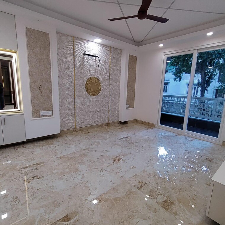 Room, unitech-south-city-1 3 Bedroom 180 Sq.Yd. Builder Floor In South City 1 Gurgaon 8830220