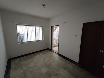 Room in 3 BHK Apartment at Palace Orchard CHS, Mohammadwadi – for Rent