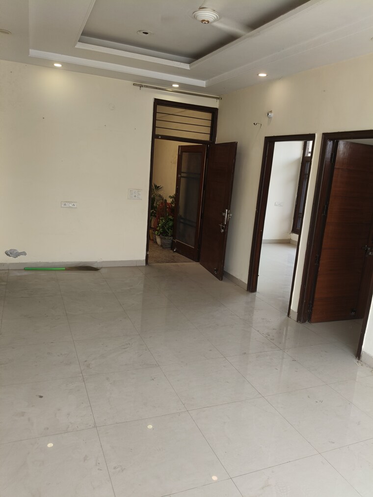 Room, guru-nanak-enclave 3 Bedroom 1150 Sq.Ft. Builder Floor In Dhakoli Zirakpur 8830395