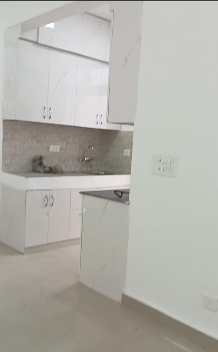 Kitchen, suncity-avenue-76 2 Bedroom 735 Sq.Ft. Apartment In Sector 76 Gurgaon 8830399