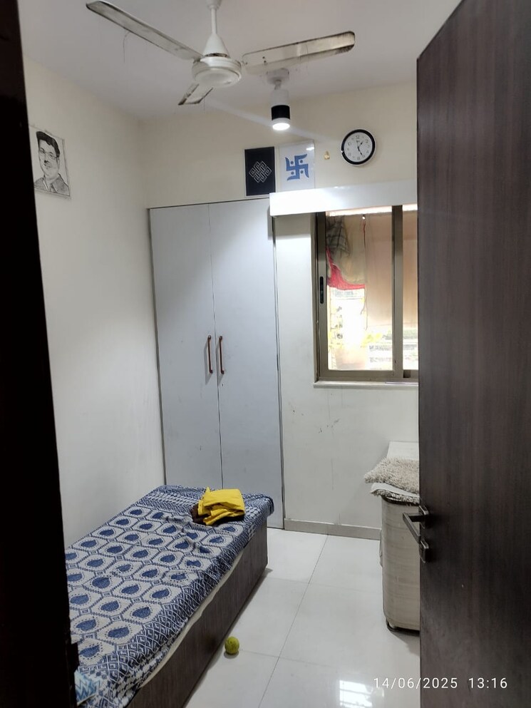 Bathroom, lodha-splendora 2.5 Bedroom 811 Sq.Ft. Apartment In Ghodbunder Road Thane 8830392