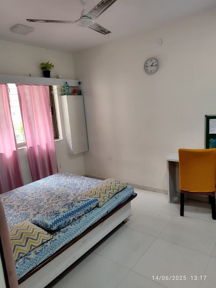 Bedroom, lodha-splendora 2.5 Bedroom 811 Sq.Ft. Apartment In Ghodbunder Road Thane 8830392