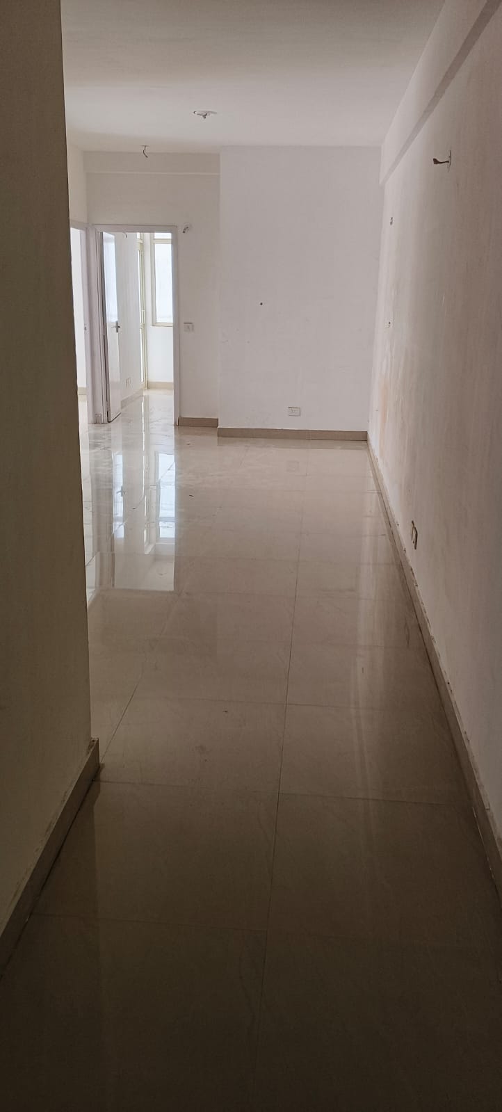 2 BHK Apartment For Rent in Suncity Avenue 76