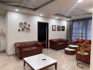 Living Room in 3 BHK Builder Floor at Ardee City, Sector 52 – for Sale