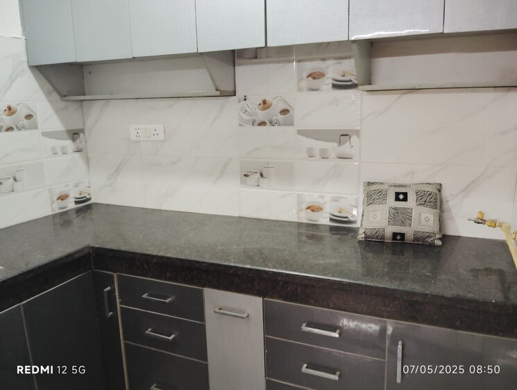 Kitchen, chattarpur 3 Bedroom 150 Sq.Yd. Builder Floor In Chattarpur Delhi 8830410