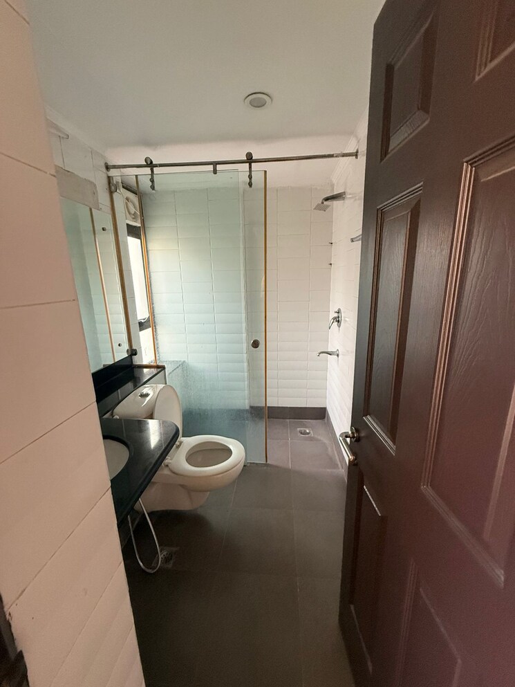 Master Bedroom, ardee-city-palm-grove-heights 3 Bedroom 2350 Sq.Ft. Apartment In Sector 52 Gurgaon 8830427