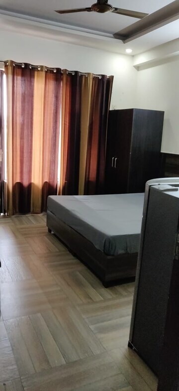2 BHK Apartment For Rent in Eros Wembley Estate, Sector 50