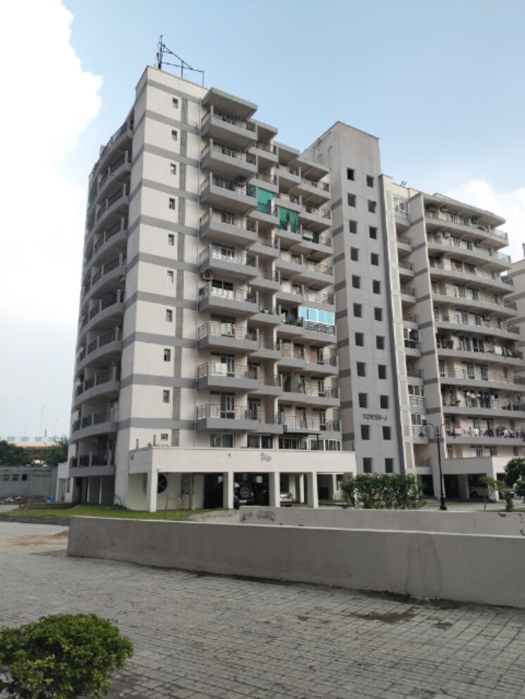 Exterior View, lotus-elise 3 Bedroom 1875 Sq.Ft. Apartment In Sector 99 Gurgaon 8830561
